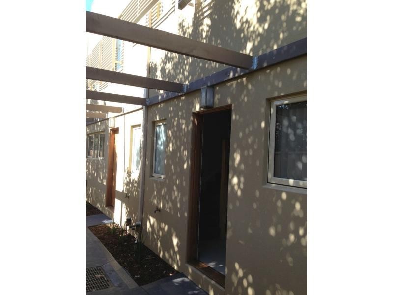 Unit 4/104 Herbert Street, Dandenong VIC 3175