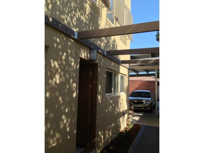 Unit 4/104 Herbert Street, Dandenong VIC 3175