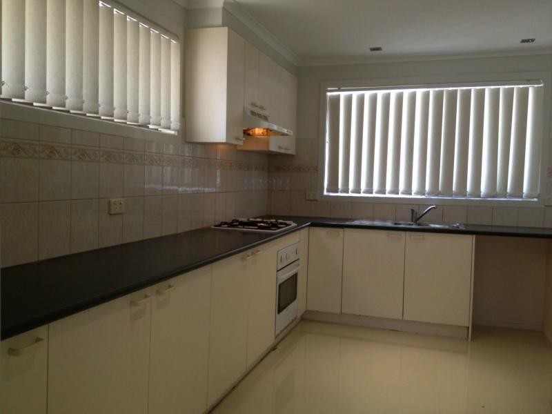 Unit 1/113 Clarendon Street, Cranbourne VIC 3977