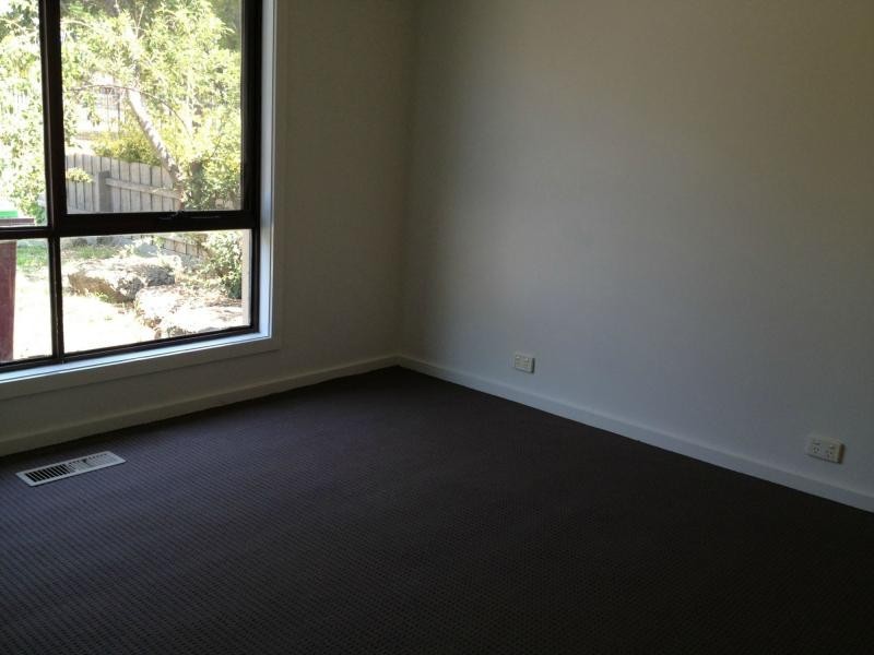 Unit 1/113 Clarendon Street, Cranbourne VIC 3977
