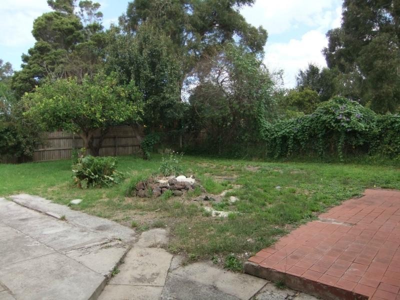 52 Pine Street, Frankston North VIC 3200