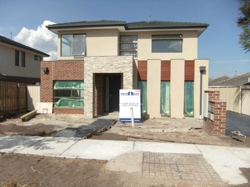 1/159 Gladstone Road, Dandenong North VIC 3175