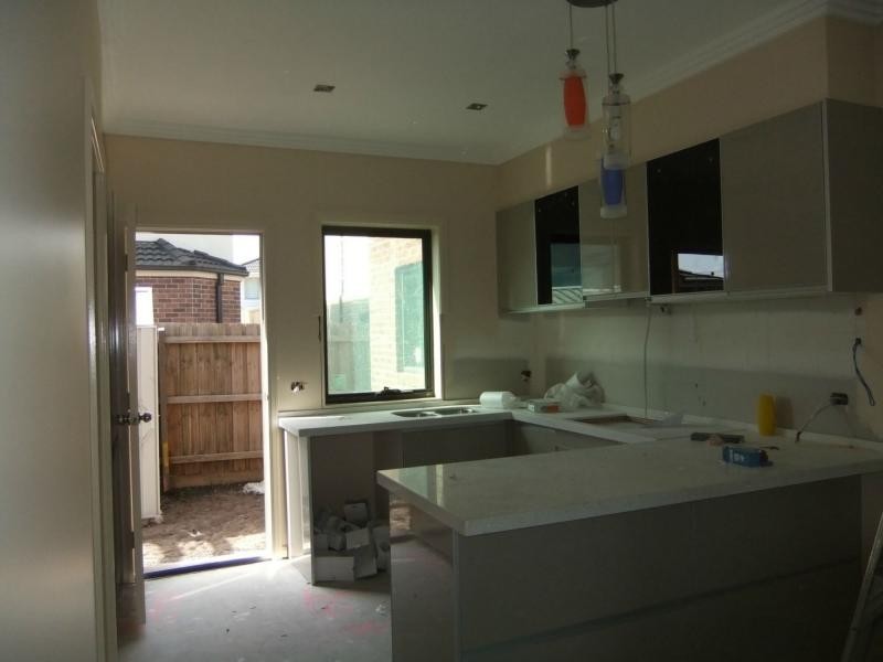3/159 Gladstone Road, Dandenong North VIC 3175