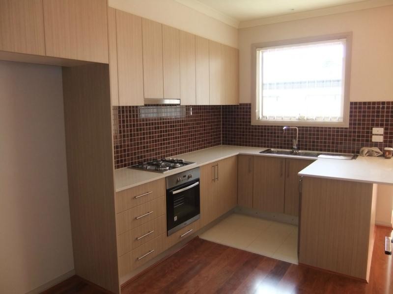 3/5 Aylesbury Court, Hampton Park VIC 3976