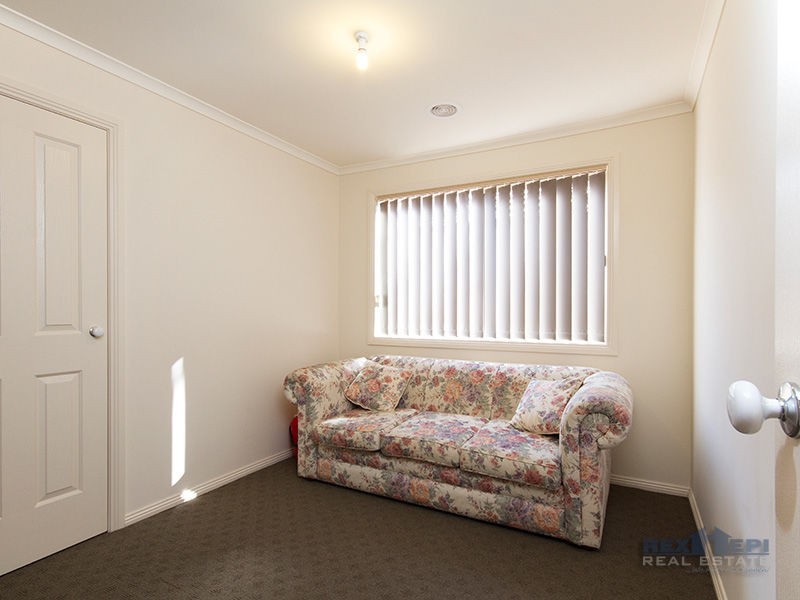 5 Jennifer Court, Pakenham VIC 3810