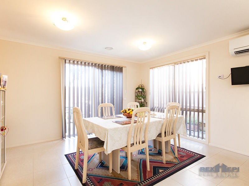 5 Jennifer Court, Pakenham VIC 3810