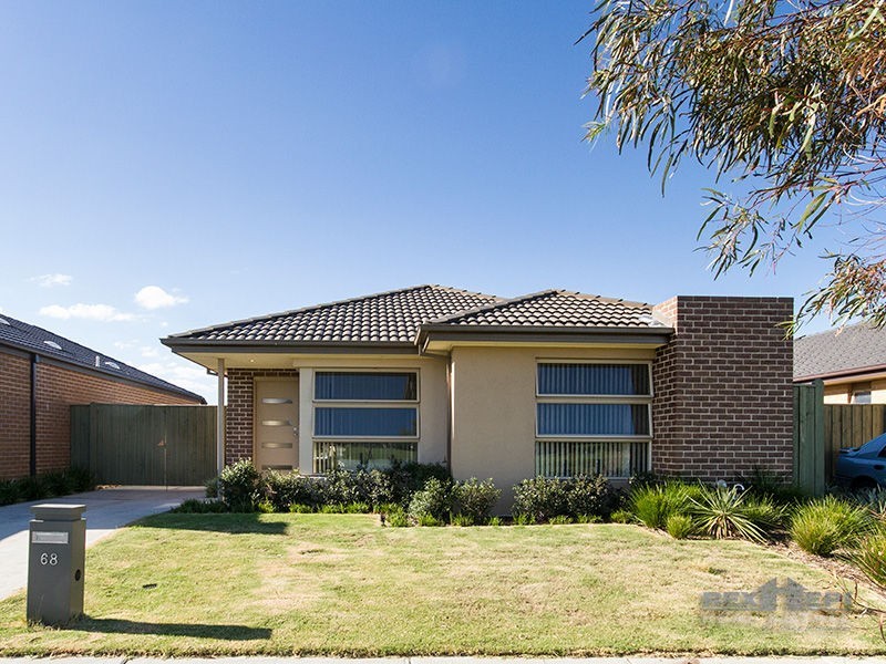 68 Aleppo Place, Cranbourne VIC 3977