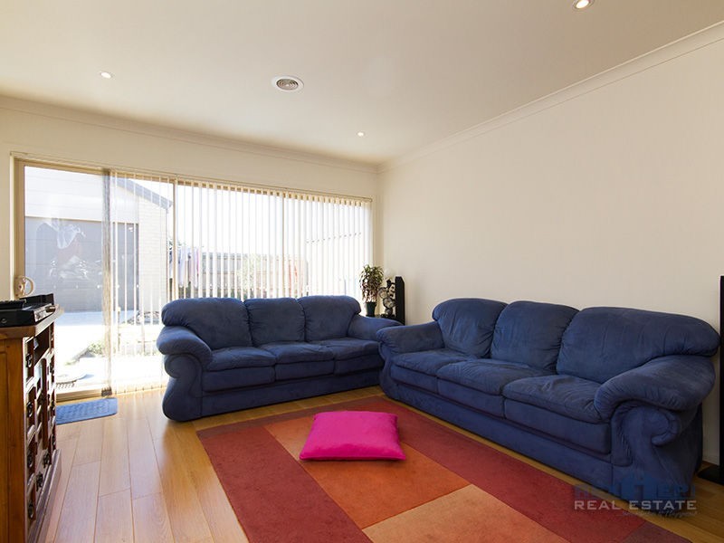 68 Aleppo Place, Cranbourne VIC 3977