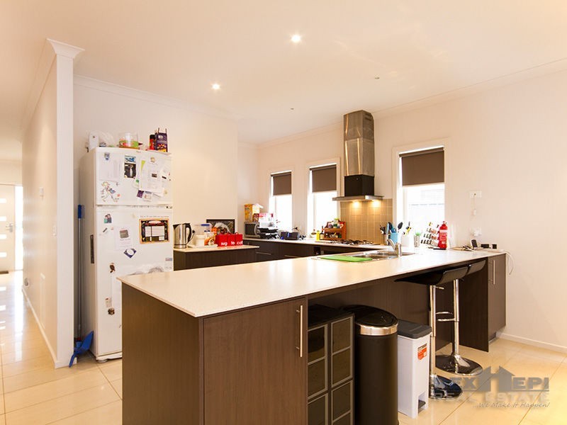 2 Aldous Place, Cranbourne North VIC 3977