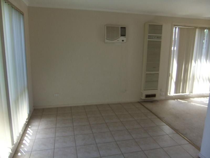 Unit 2/14 Jacinta Court, Doveton VIC 3177