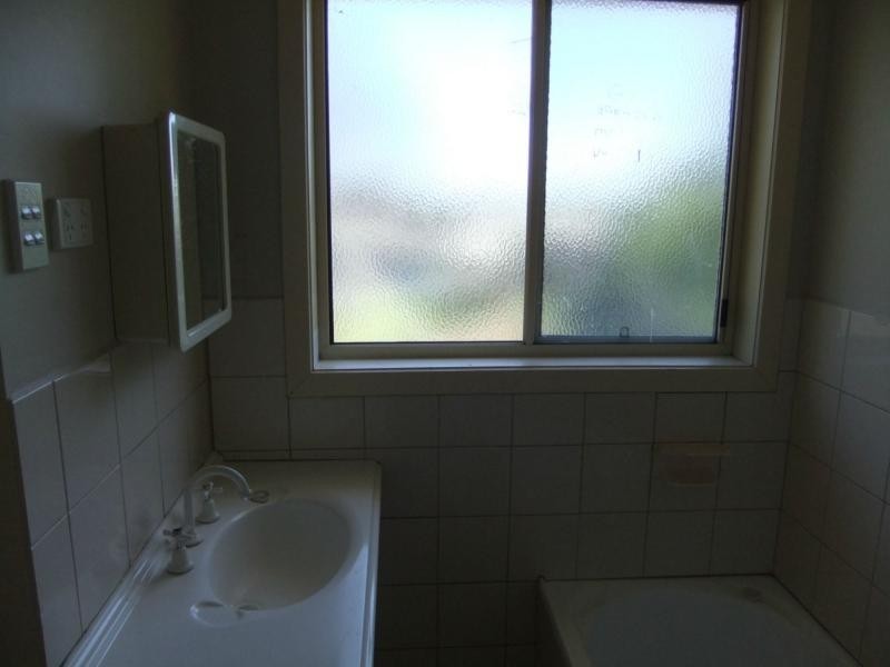 Unit 2/14 Jacinta Court, Doveton VIC 3177