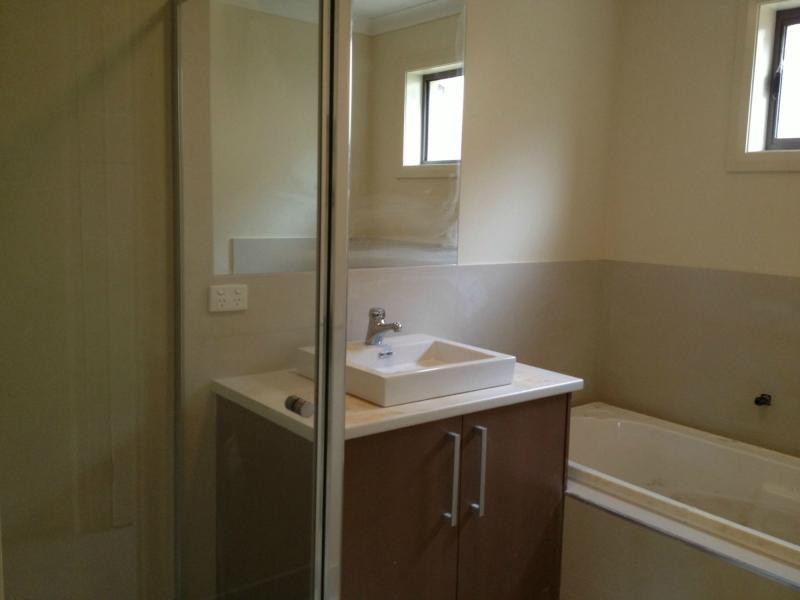 7 Carey Crescent, Pakenham VIC 3810