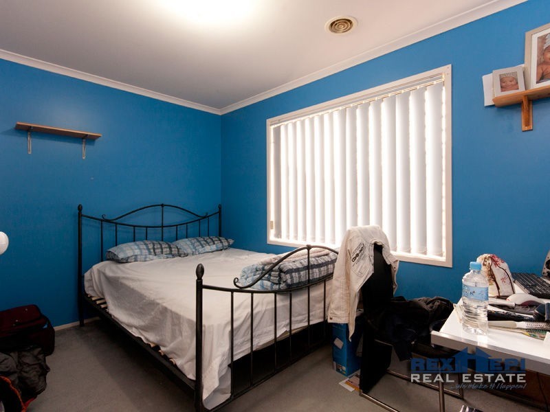 16 Douglas Court, Cranbourne West VIC 3977