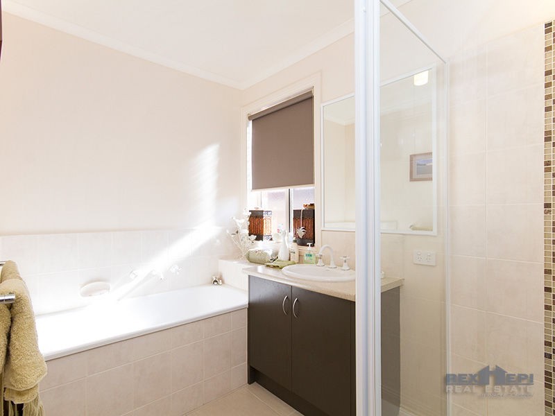 5 Jennifer Court, Pakenham VIC 3810