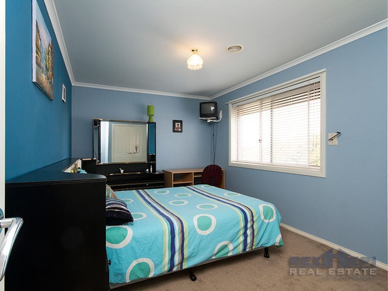 19 Vivienne Way, Berwick VIC 3806