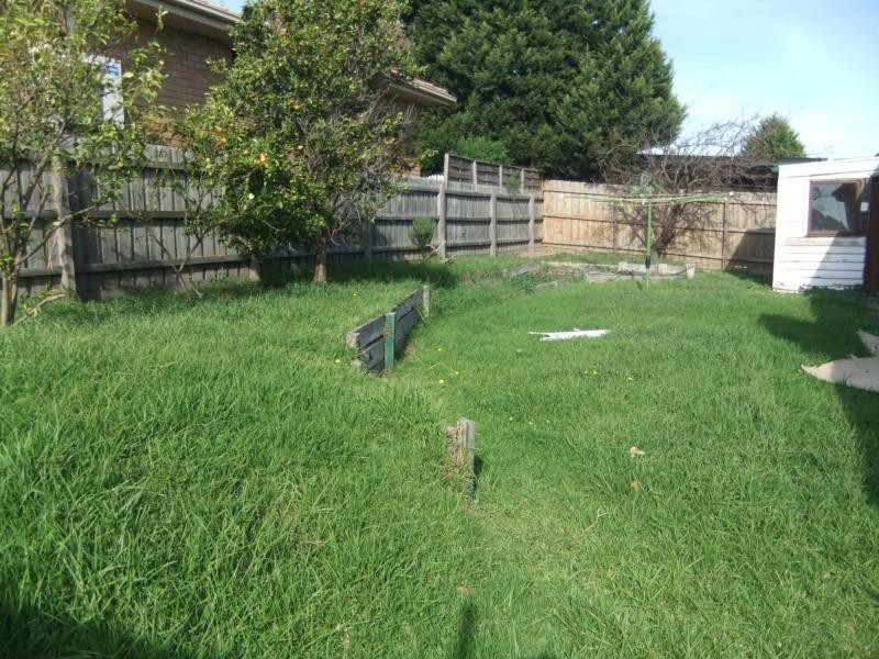 77 Doveton Avenue, Eumemmerring VIC 3177