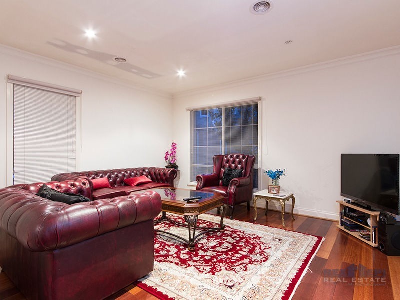 Unit 5/1 Young Road, Hallam VIC 3803