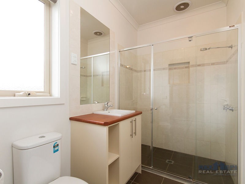 2 Aldous Place, Cranbourne North VIC 3977