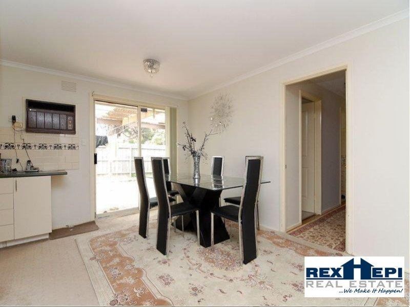 20 Saxonwood Drive, Narre Warren VIC 3805