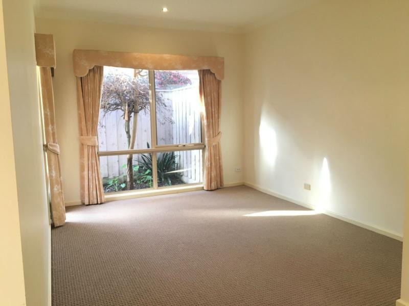 54 Moondarra Drive, Berwick VIC 3806