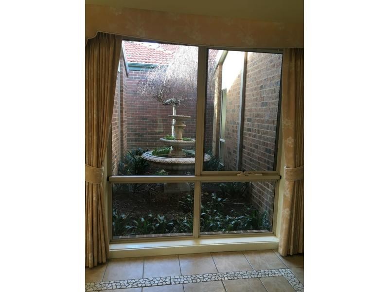 54 Moondarra Drive, Berwick VIC 3806