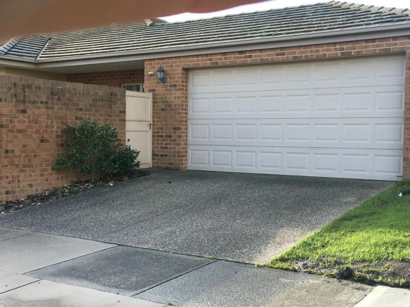 54 Moondarra Drive, Berwick VIC 3806