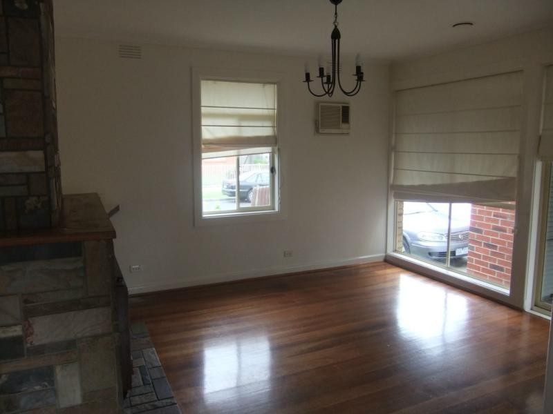 2 Rose Drive, Doveton VIC 3177