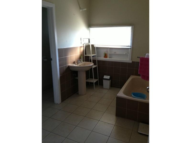 11 Stanis Street, Eumemmerring VIC 3177