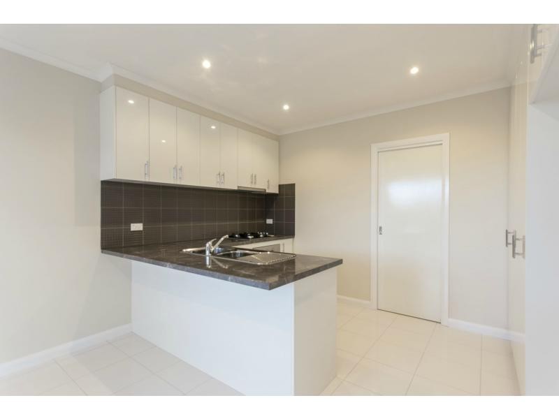 Unit 1/105 Springfield Drive, Narre Warren VIC 3805
