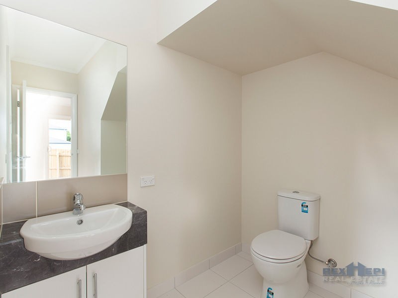 Unit 2/105 Springfield Drive, Narre Warren VIC 3805