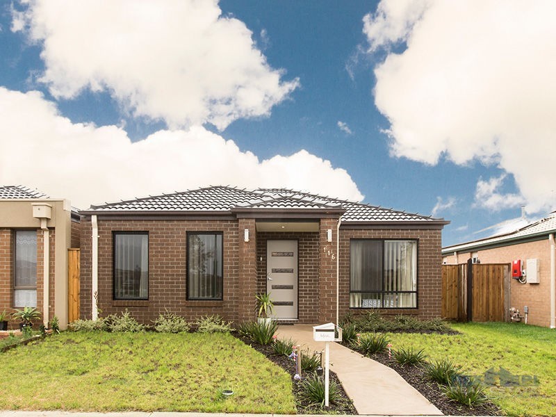 116 Sabel Drive, Cranbourne North VIC 3977