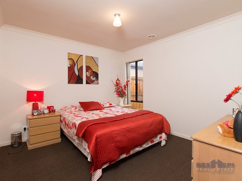 116 Sabel Drive, Cranbourne North VIC 3977