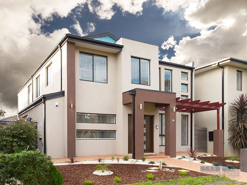 16 Greenview Terrace, Keysborough VIC 3173