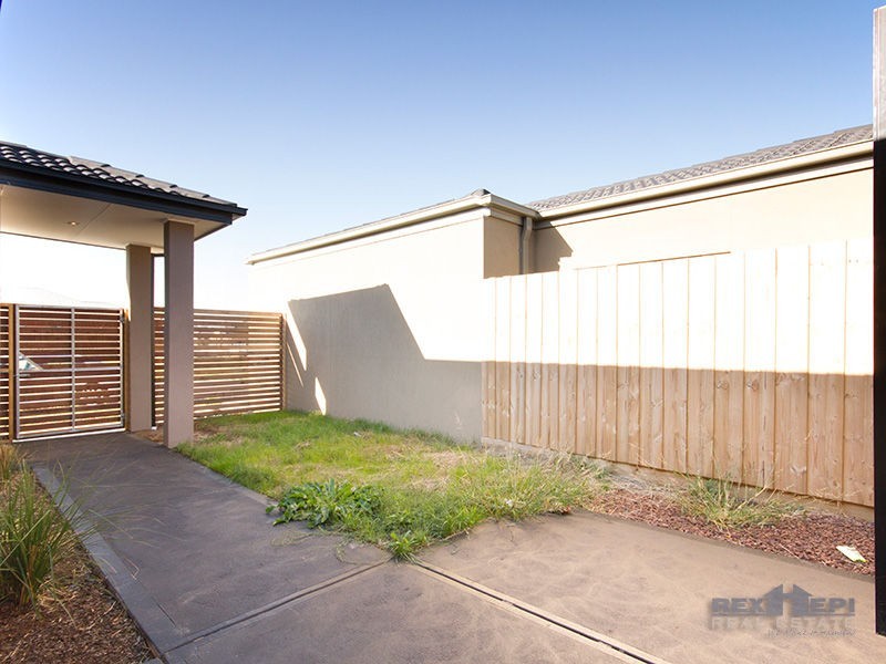 3 Fern Street, Officer VIC 3809