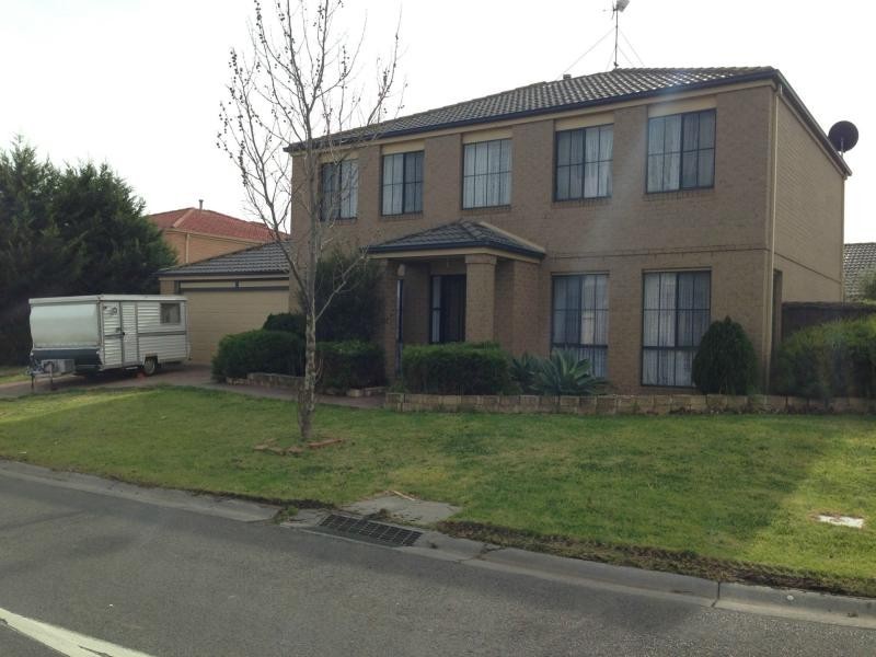 51 Chisholm Crescent, Narre Warren South VIC 3805