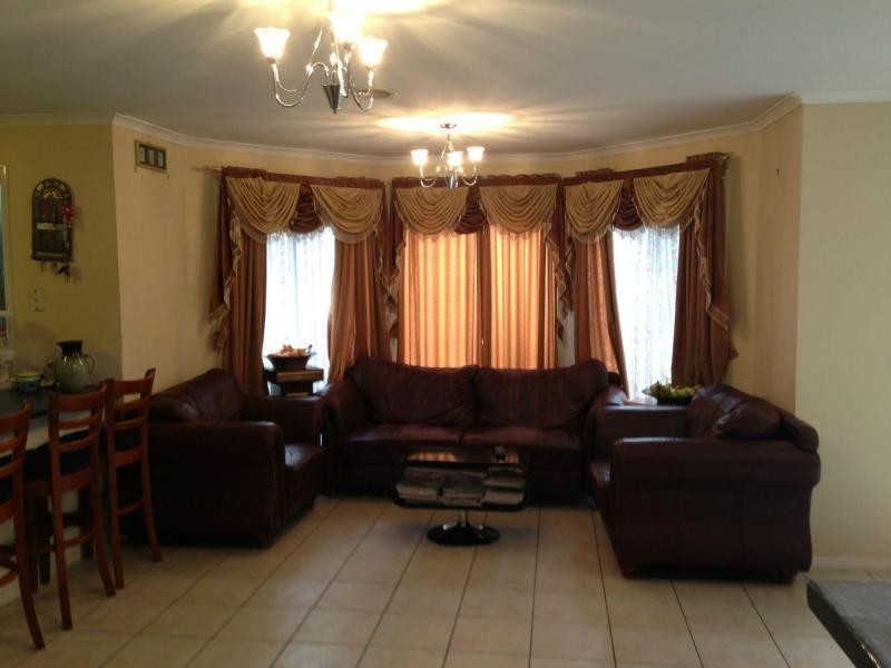 51 Chisholm Crescent, Narre Warren South VIC 3805