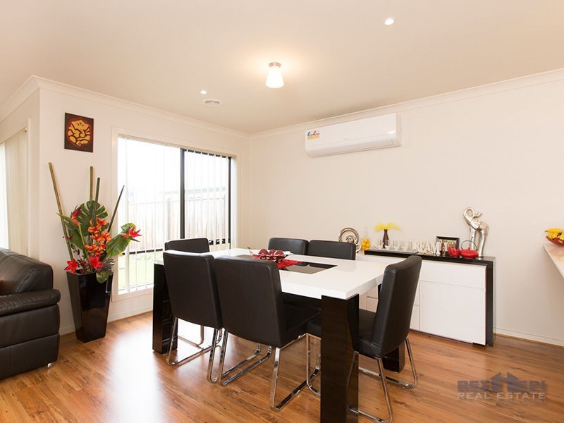 116 Sabel Drive, Cranbourne North VIC 3977