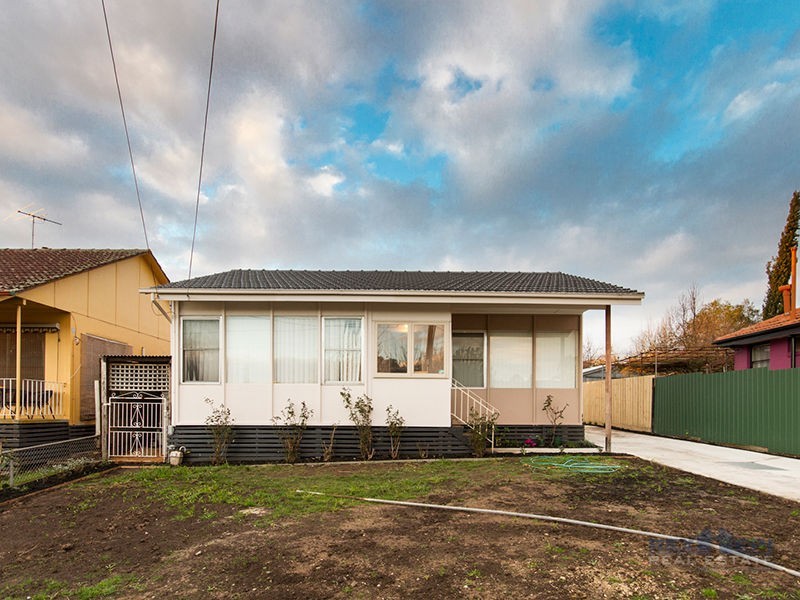 Unit 1/19 Kathryn Street, Doveton VIC 3177