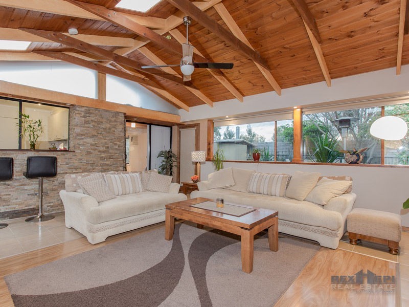 21 Forsyth Court, Cranbourne North VIC 3977