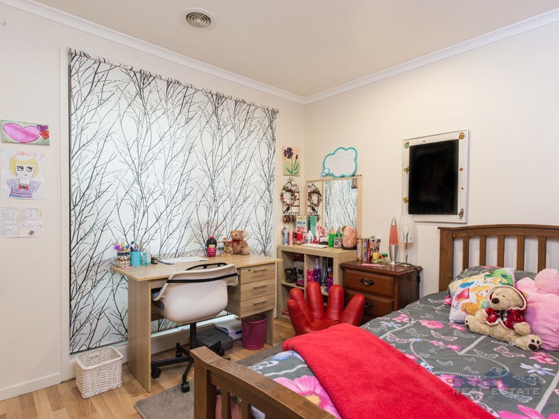 21 Forsyth Court, Cranbourne North VIC 3977