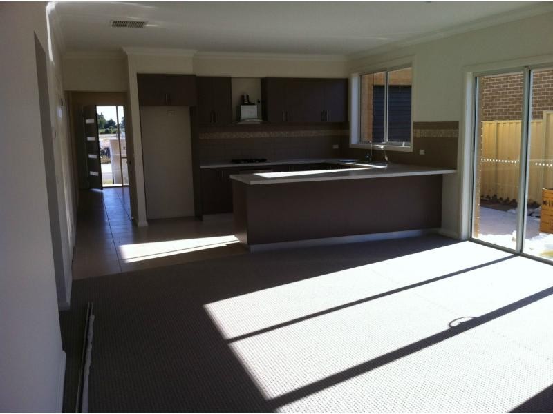 86 Blue Hills Boulevard, Pakenham VIC 3810