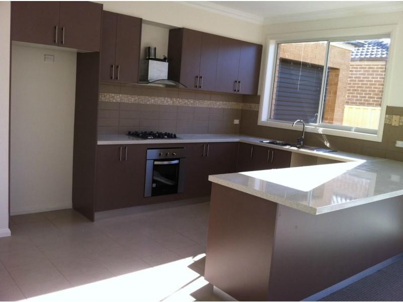 86 Blue Hills Boulevard, Pakenham VIC 3810