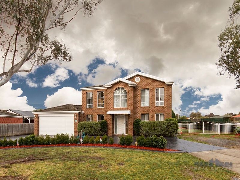 28 Hampshire Drive, Narre Warren South VIC 3805