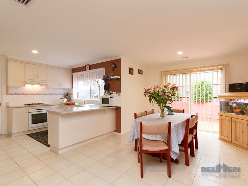 13 Jarvis Close, Narre Warren South VIC 3805