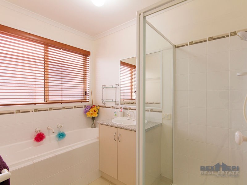 13 Jarvis Close, Narre Warren South VIC 3805