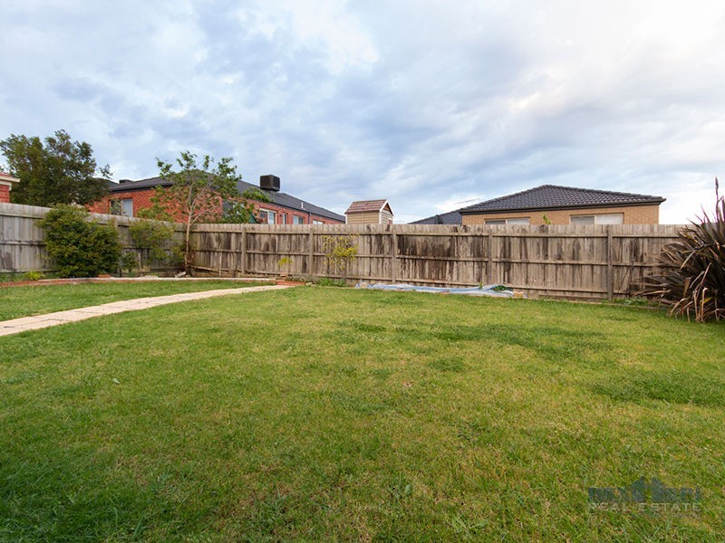 13 Jarvis Close, Narre Warren South VIC 3805