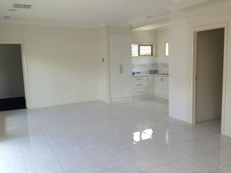 1/57 Kirkham Road, Dandenong VIC 3175