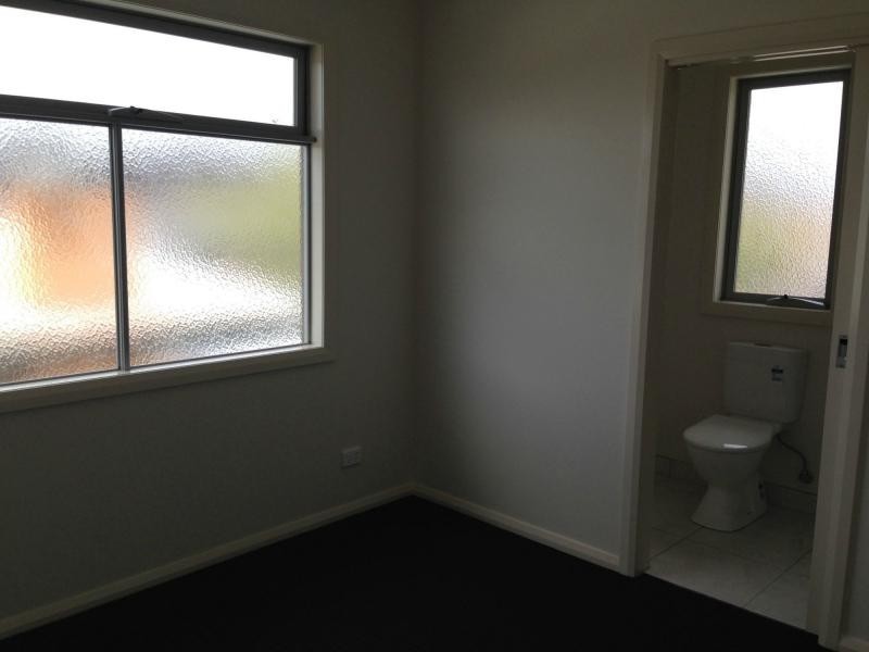 1/57 Kirkham Road, Dandenong VIC 3175