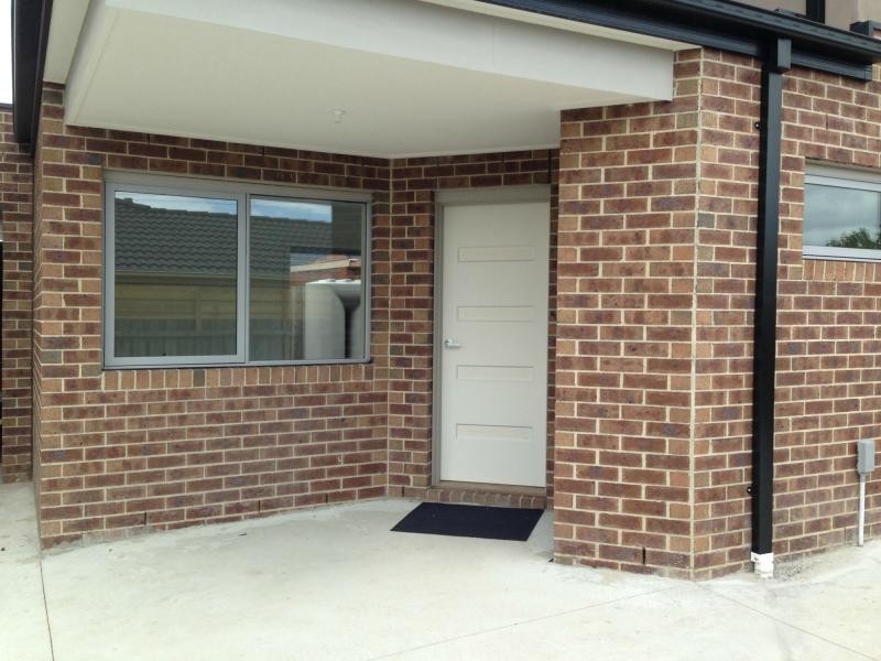 Unit 2/57 Kirkham Road, Dandenong VIC 3175