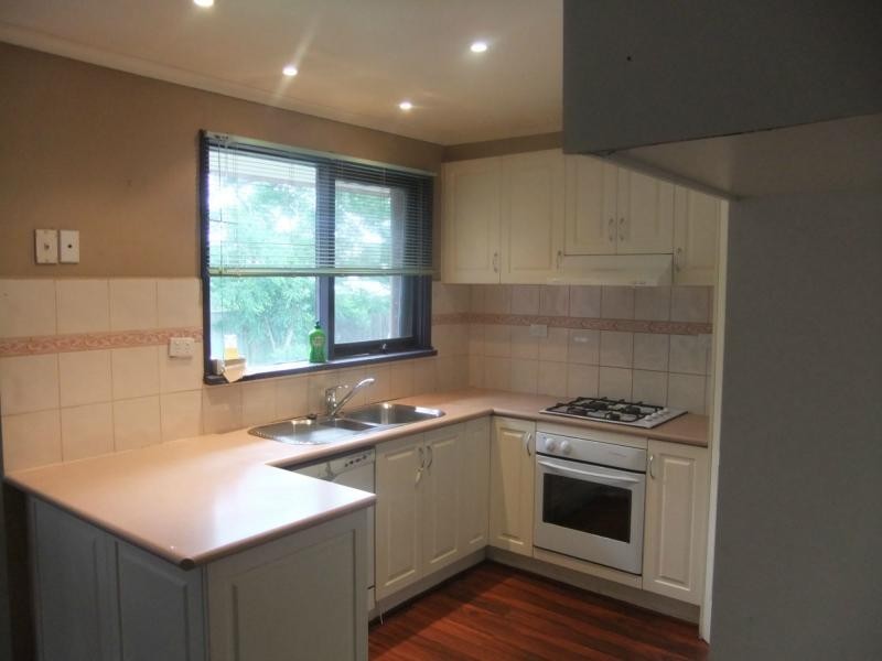 9 Glenbourne Road, Cranbourne VIC 3977